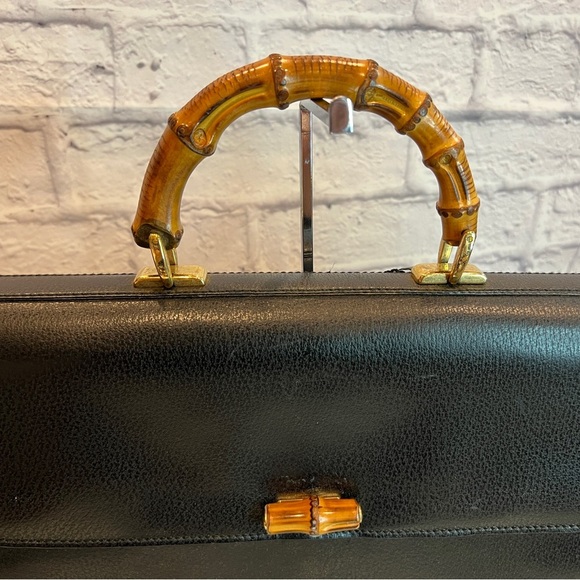 NEW ARRIVAL: Vintage GUCCI Bamboo Handle Briefcase - Picture 4 of 13